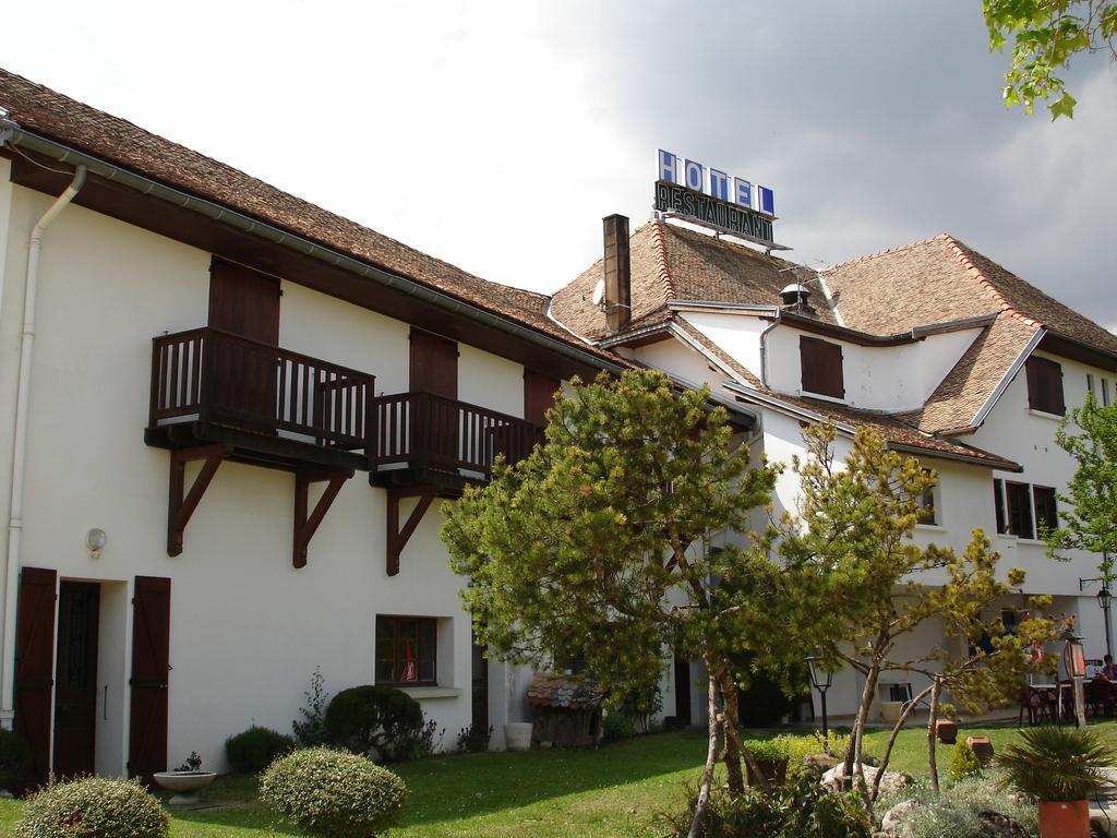 Hotel Restaurant Le Traineau Clelles Экстерьер фото